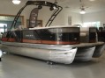 featured boat from moon marine