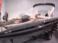 featured boat from moon marine