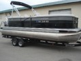 featured boat from moon marine