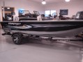 featured boat from moon marine