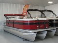 featured boat from moon marine