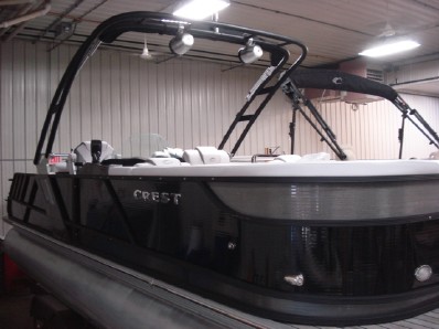 featured boat from moon marine