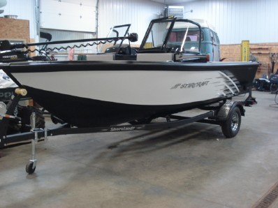 featured boat from moon marine