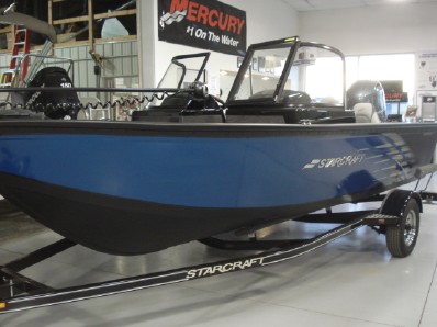 featured boat from moon marine