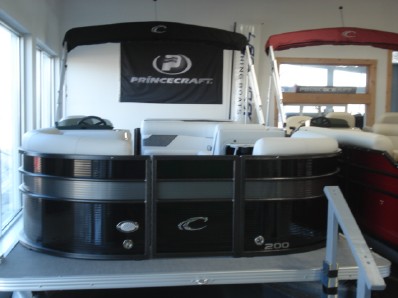 featured boat from moon marine