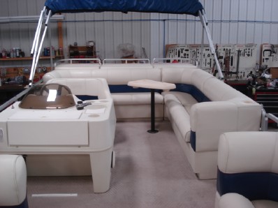 featured boat from moon marine